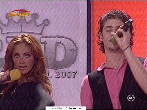 Amy,fetita cu ghiozdanul albastru! - era soper novela.......mai ales uker.. dar park i - Otras novelas!