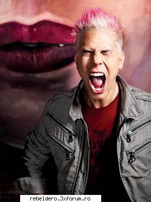 Clubul "las locas por la lengua de Chris"!!! - andrutza007 - Christian
