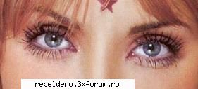 **PoZe** - mady_anny_anahi - Anahi